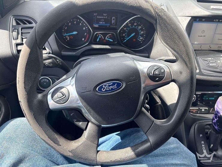 2016-ford-escape-image-13
