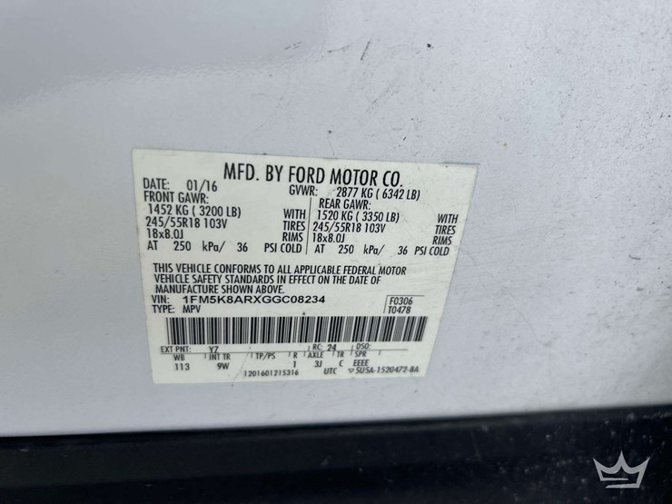 2016-ford-explorer-image-6
