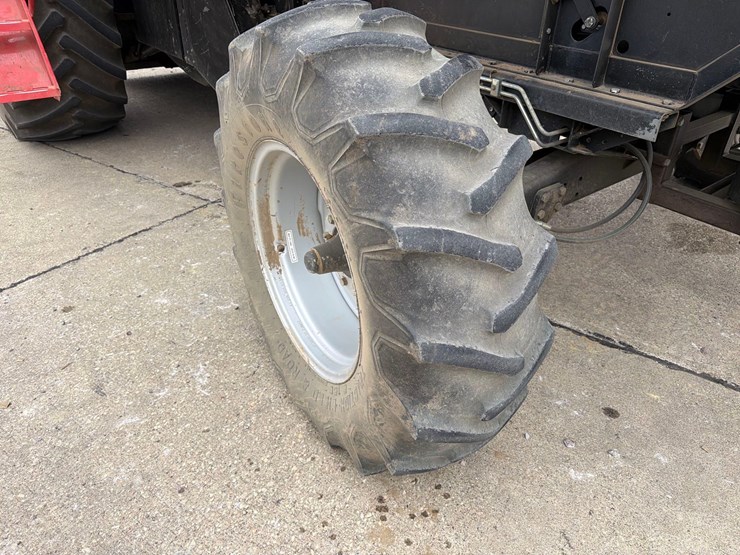 2001-massey-ferguson-8780xp-image-7