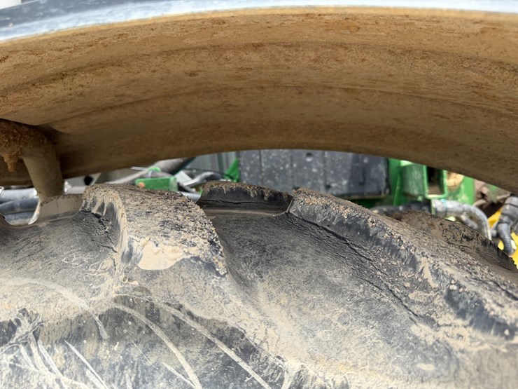 2016-john-deere-r4038-image-6