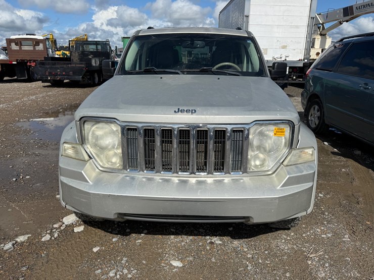 2008-jeep-liberty-image-2