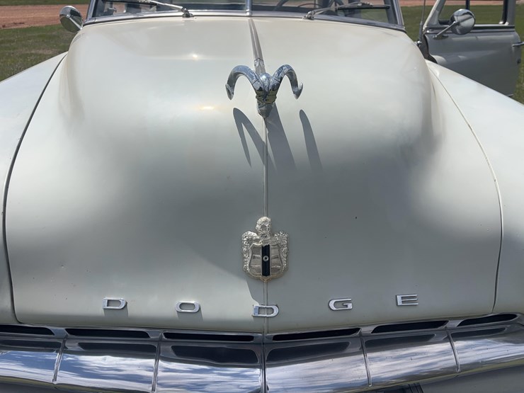 1952-dodge-meadowbrook-image-26