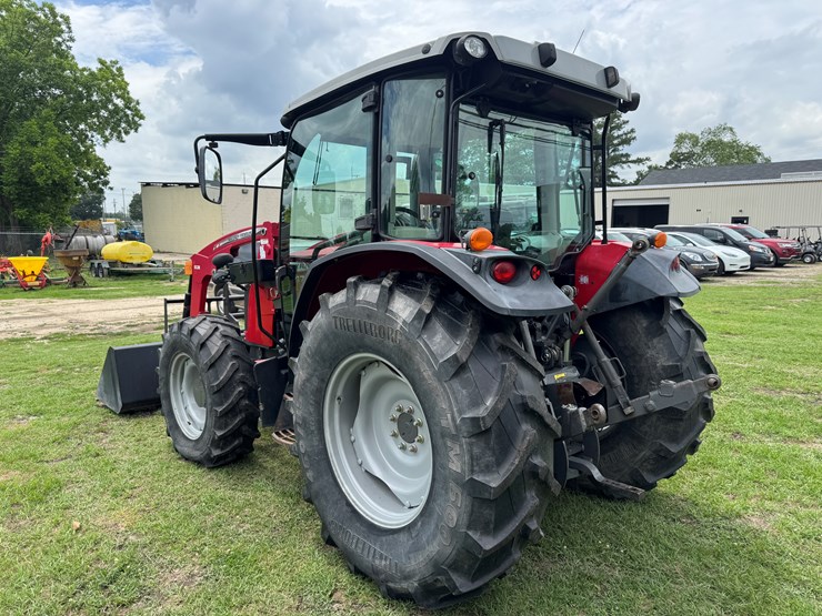 2017-massey-ferguson-4710-image-4