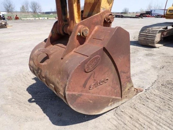 2004-deere-270c-lc-image-28