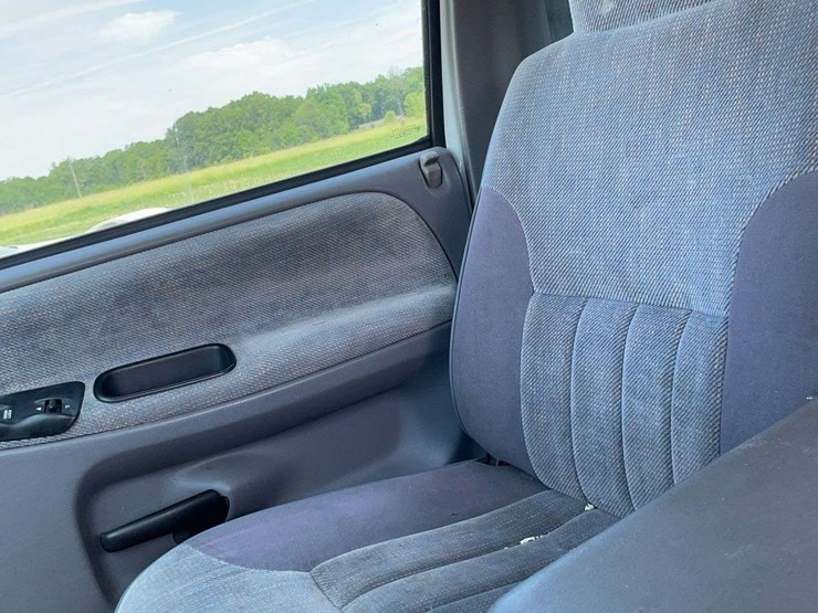 1996-dodge-ram-1500-image-8