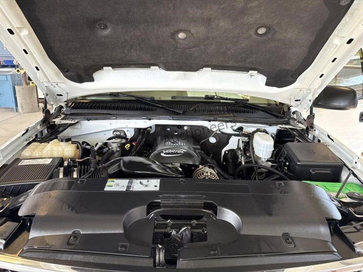 2007-chevrolet-silverado-3500-image-16