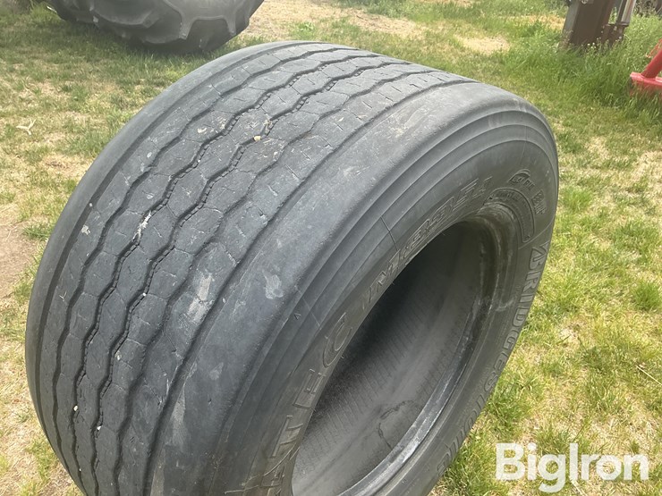 bridgestone-445/50r22.5-truck-tires-image-12
