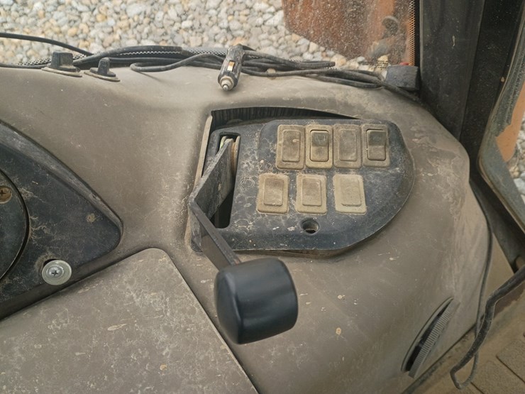case-580m-image-40