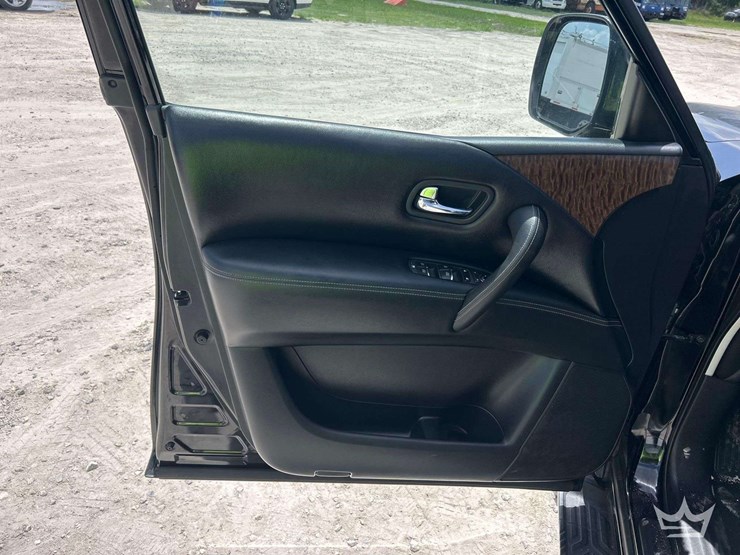 2019-nissan-armada-image-14
