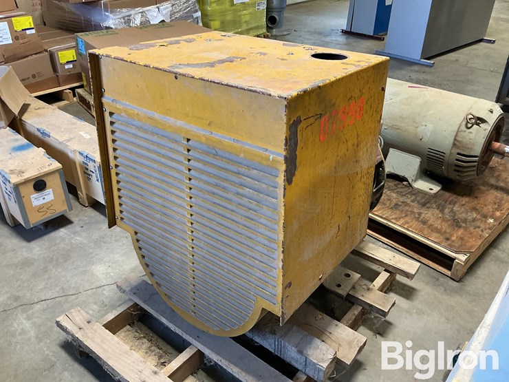 caterpillar-d353-image-5