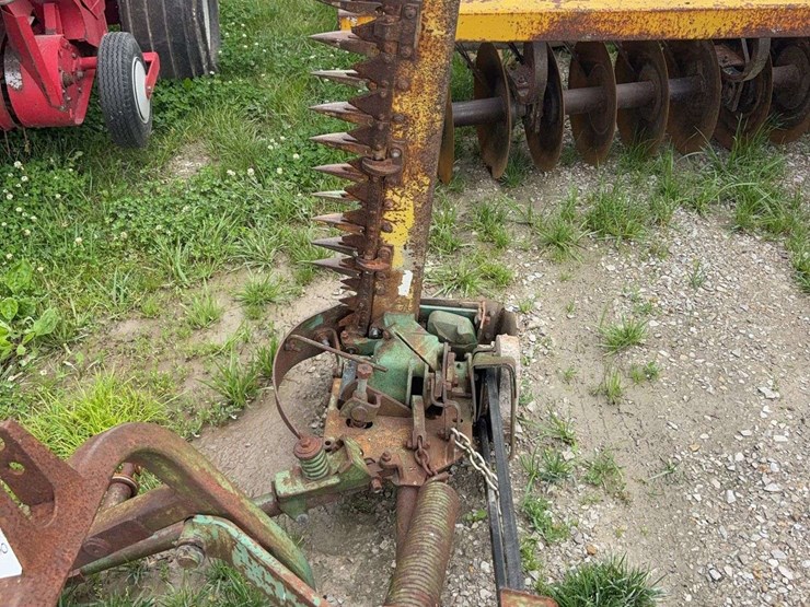 john-deere-350-image-5