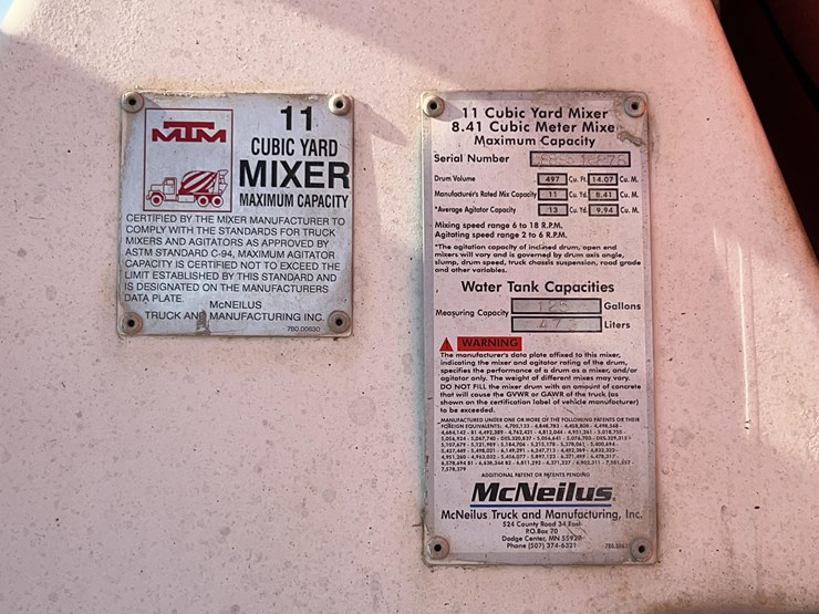 2001-mack-rd600-image-33