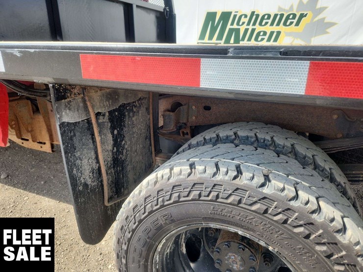 2020-chevrolet-silverado-3500hd-image-42