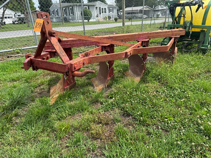 massey-ferguson-4-image-1
