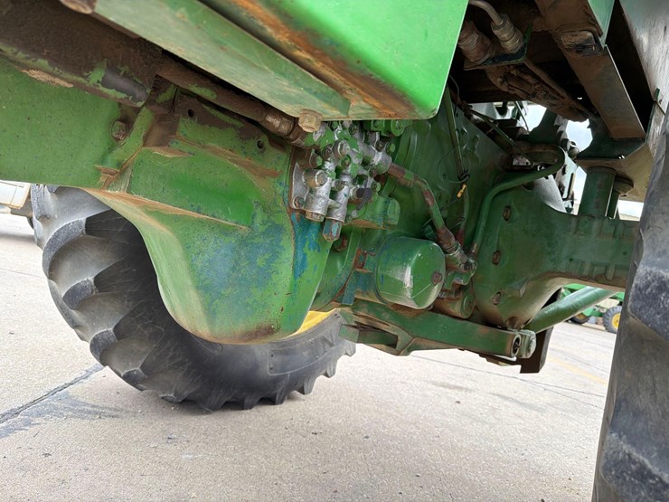 john-deere-4430-image-28