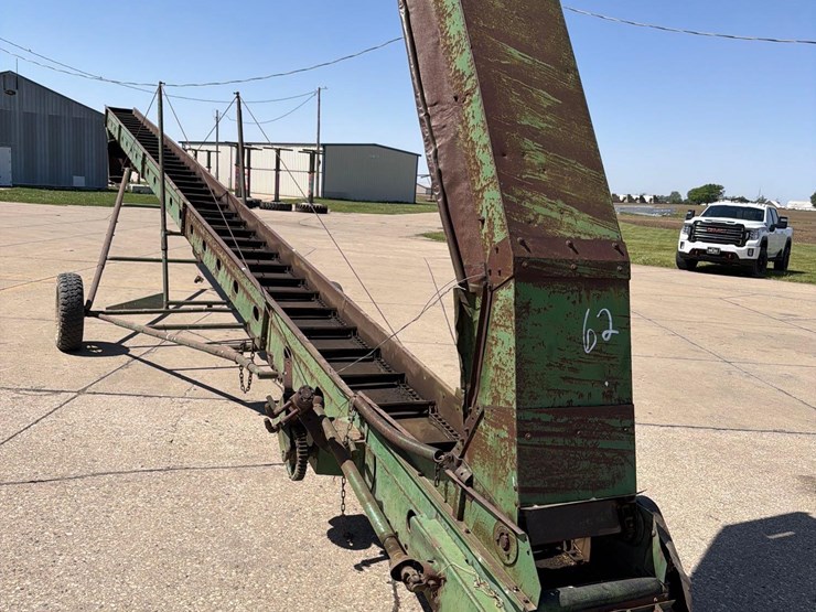 john-deere-350-image-2