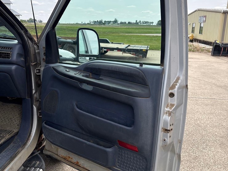 2001-ford-f250-image-35