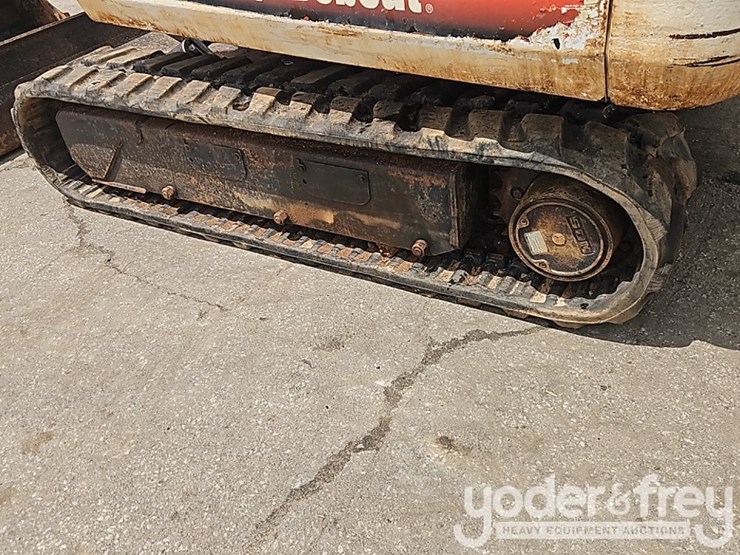 bobcat-325-image-19