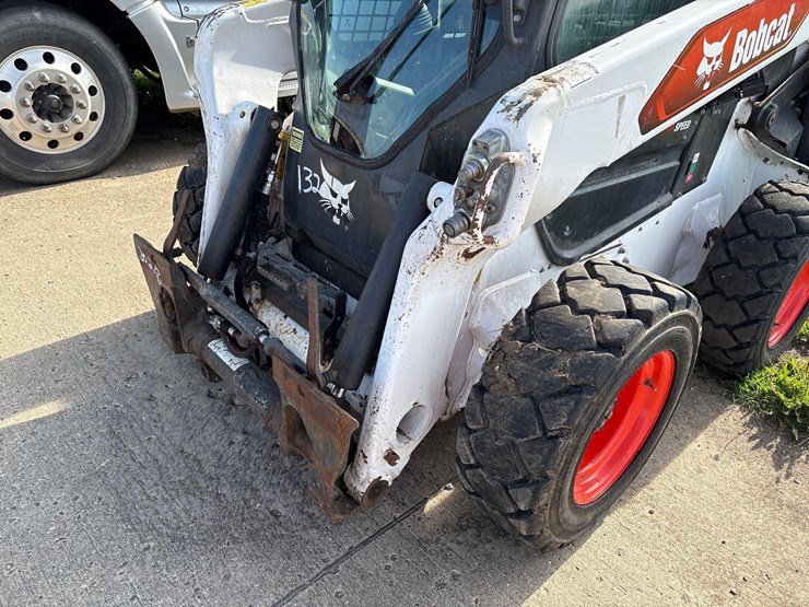 2021-bobcat-s76-image-19