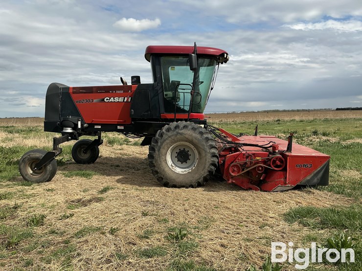 2013-case-ih-wd2303-image-4