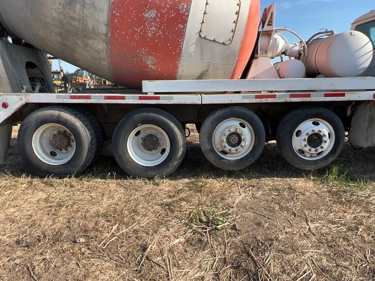 2001-mack-rd600-image-20
