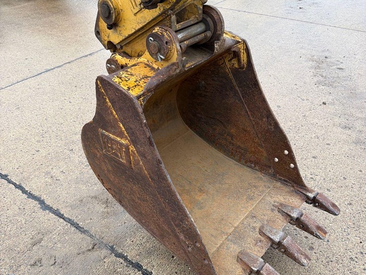 caterpillar-307c-image-28