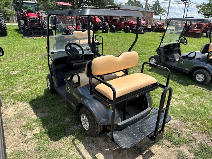 2019-ezgo-txt-elite-golf-cart-w/-folding-rear-seat-windsheild.-lithium-battery,-and-charger-image-4