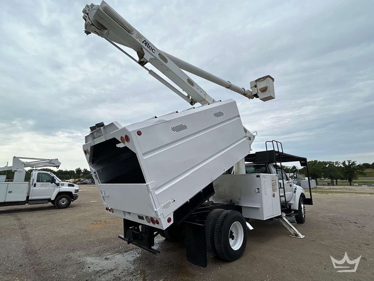 2015-ford-f750-image-4