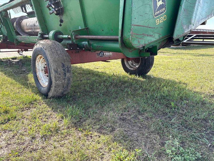 john-deere-920-image-17