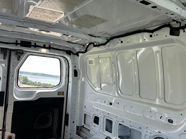 2018-ford-transit-image-39