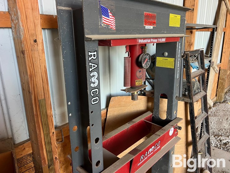 ramco-rp55-hydraulic-press-image-3