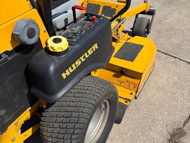 hustler-z-diesel-zero-turn-lawnmower-image-12