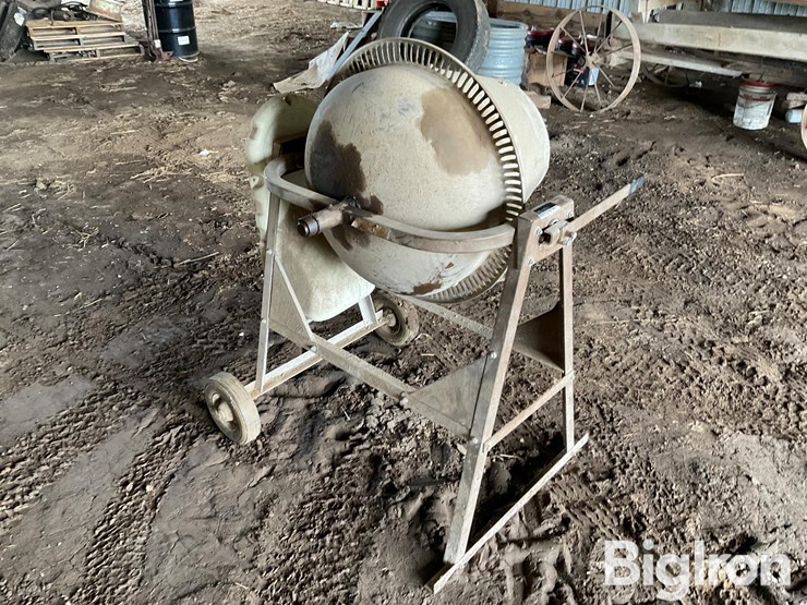 sears-and-roebuck-713-electric-cement-mixer-image-3