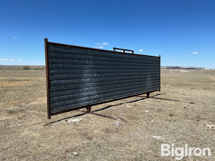 portable-free-standing-wind-break-panel-image-3