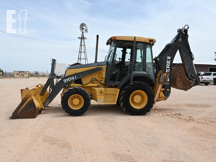 2011-deere-310sj-image-1