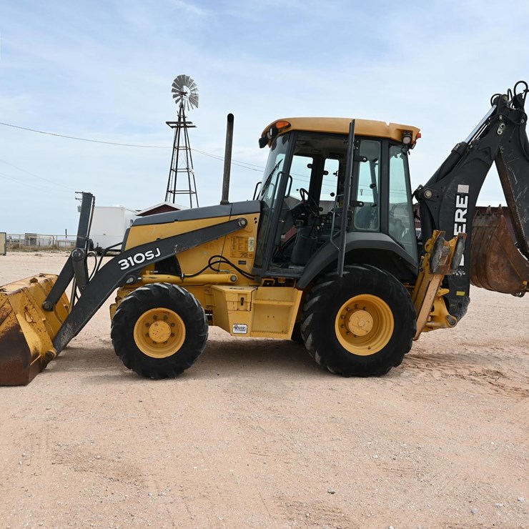 2011 DEERE 310SJ