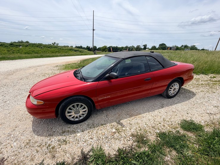 #24069-•-1997-chrysler-sebring-passenger-car-image-4