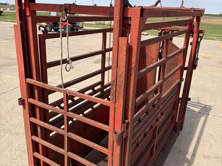 linn-7ft-cattle-working-chute-image-11