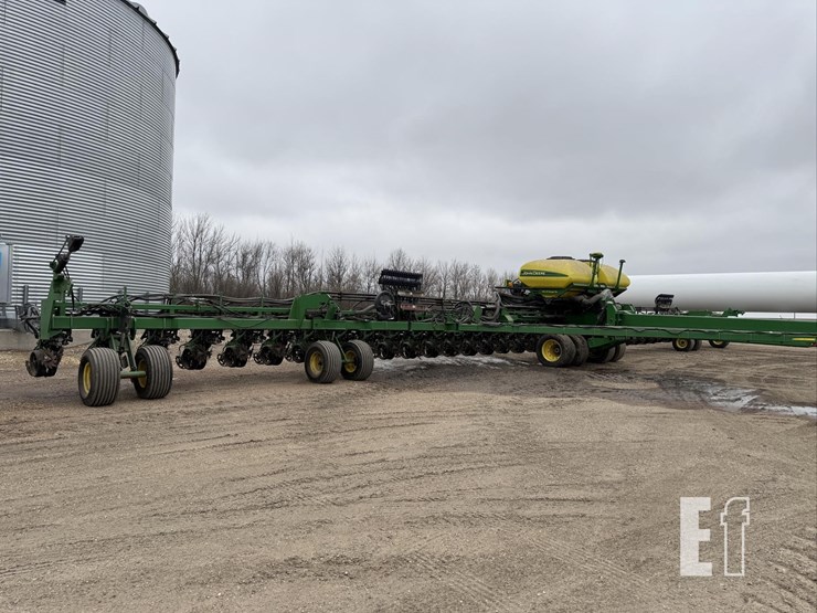 2023-john-deere-db90-image-6