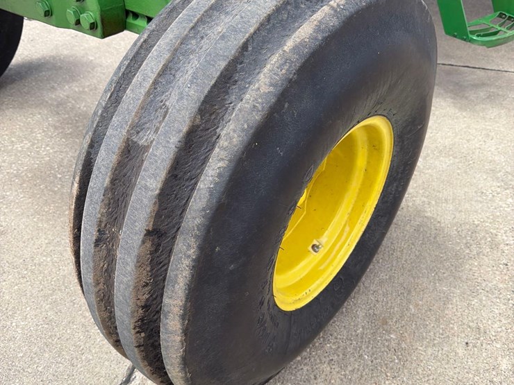 john-deere-4640-image-10