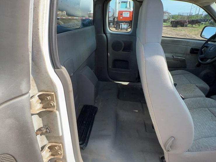 2007-chevrolet-colorado-image-23