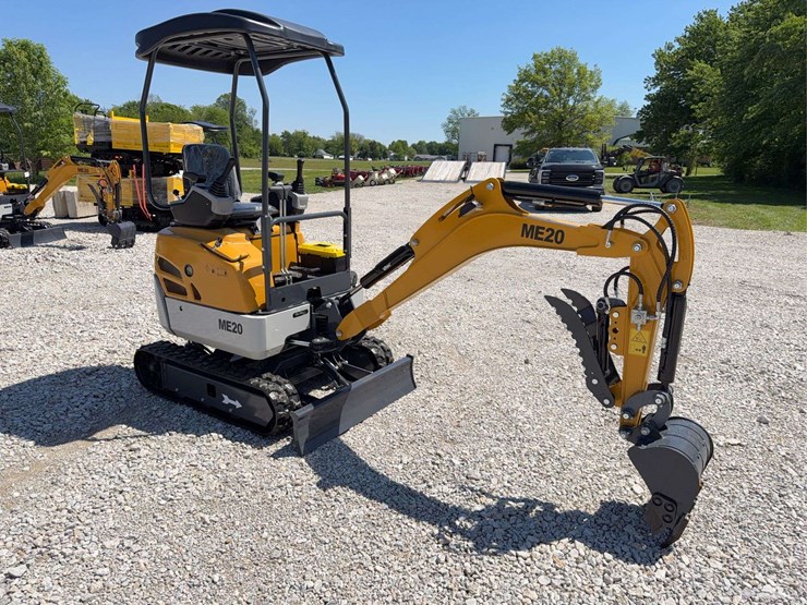 2026-me20-diesel-mini-excavator,-s/n-05359a-image-7