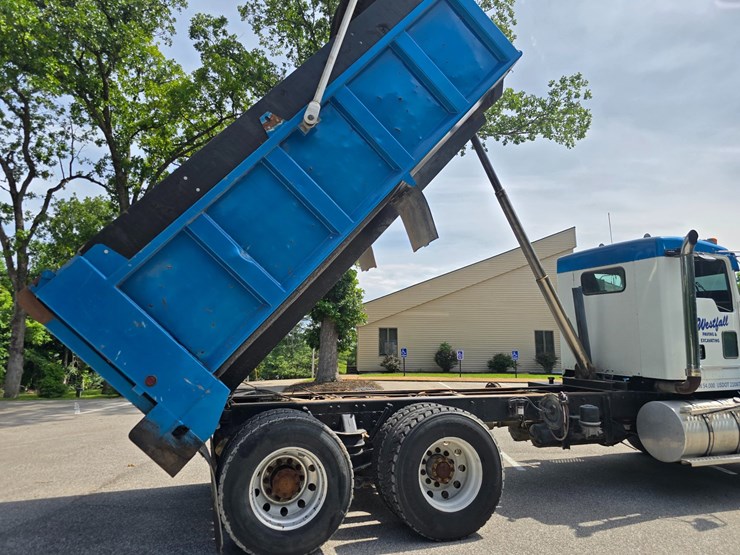 2003-kenworth-t800-image-49