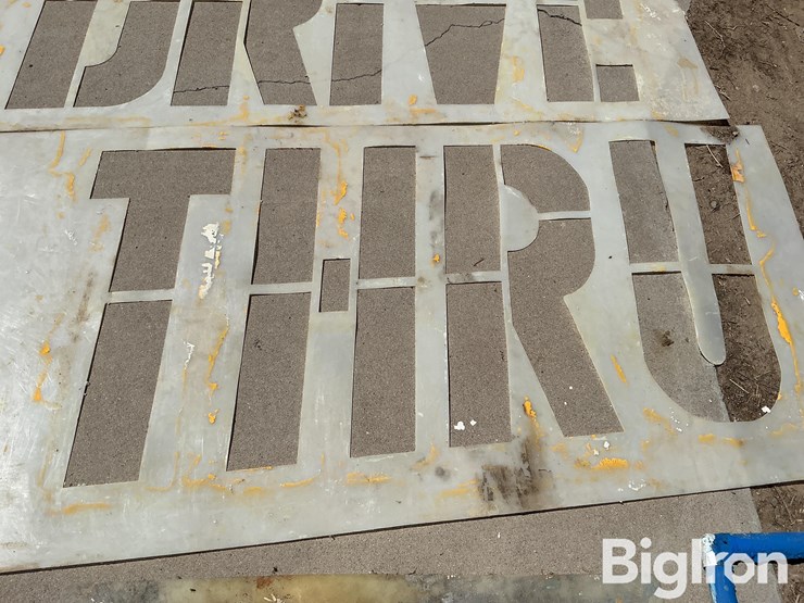 parking-lot-striping-stencil-bundle-image-12