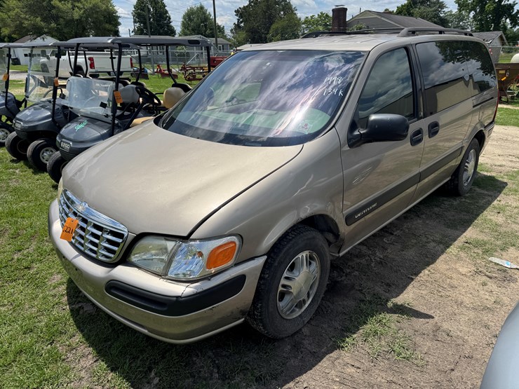 1998-chevrolet-venture-ls-image-1