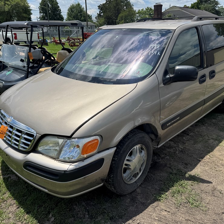 1998 CHEVROLET VENTURE LS