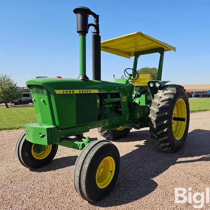 1971 JOHN DEERE 4320