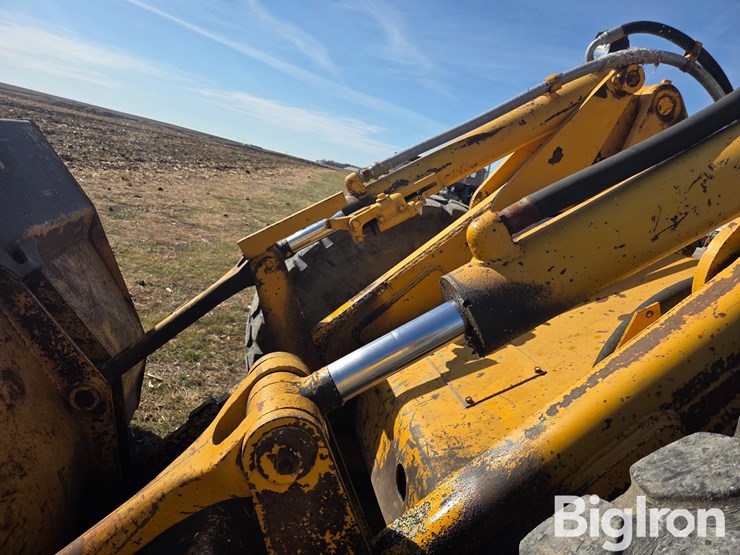 john-deere-644-image-13