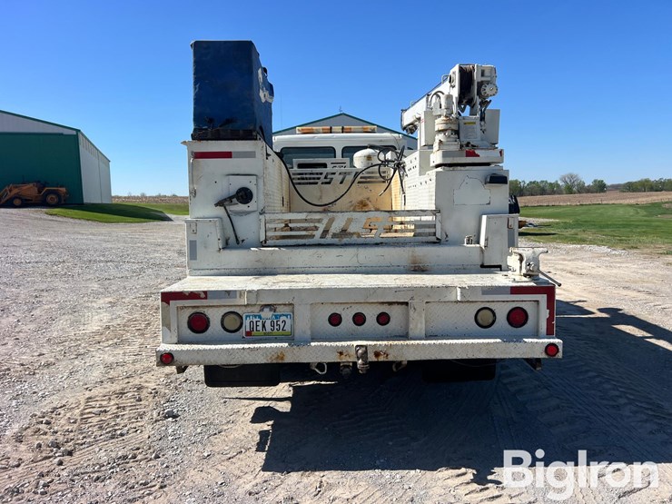 2000-freightliner-fl70-image-6