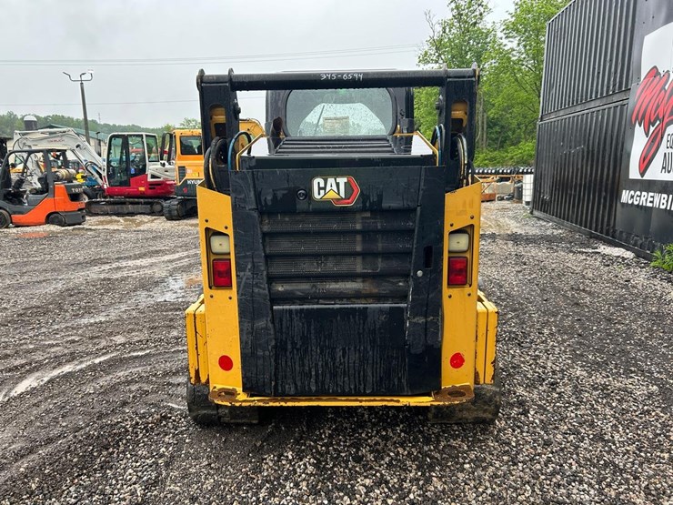 2022-caterpillar-259d3-image-3
